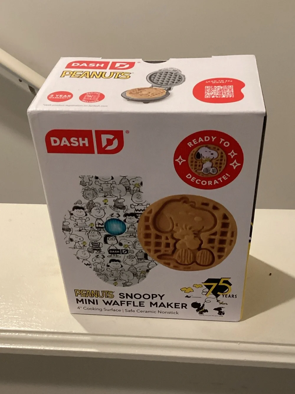 Peanuts Snoopy Mini Waffle Maker